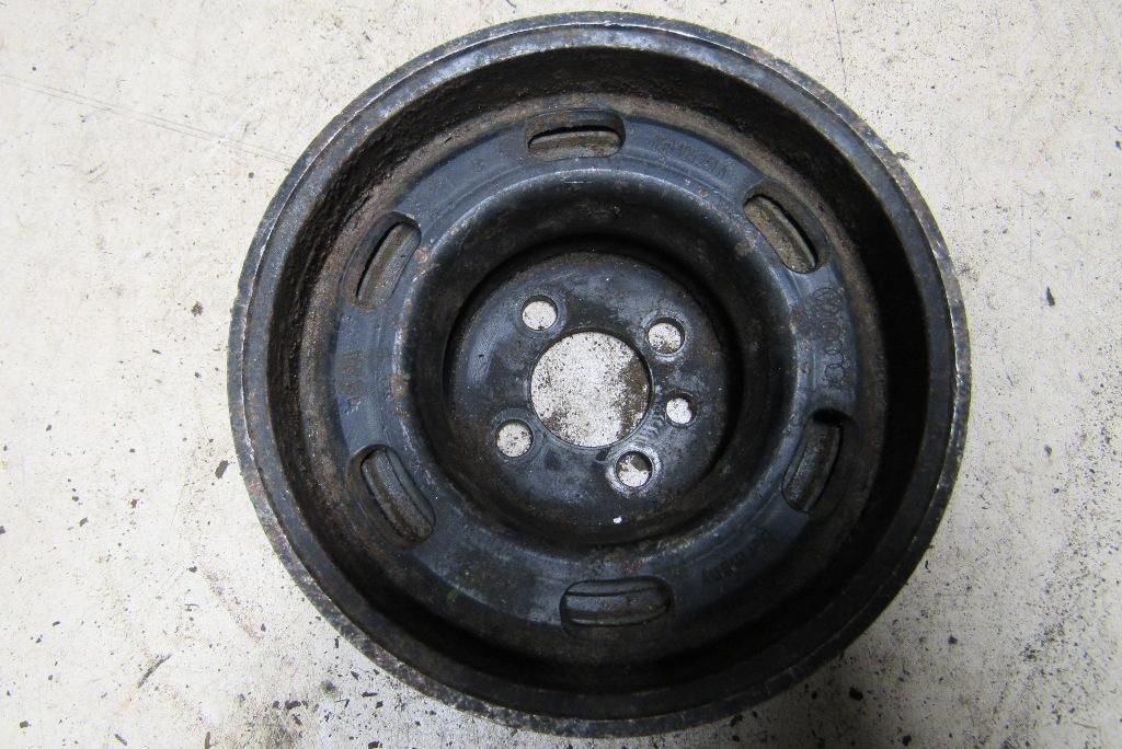 шкив коленвала Audi A6 4A/C4 1995, 1.8 л., ADR, бензин, седан, 058105251A