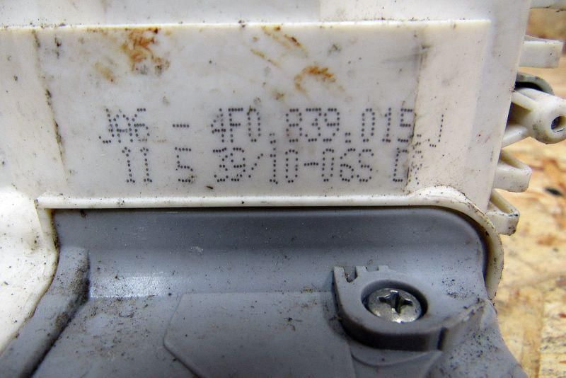 замок двери задней левой Audi A6 4F/C6 2005, 2.0 л., бензин, седан, 4F0839015J