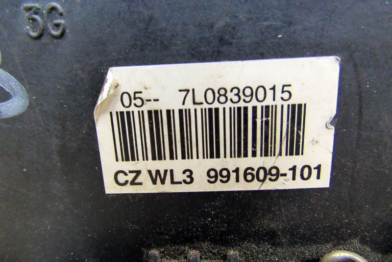 замок двери задней левой Volkswagen Touareg 1 поколение 2003, 2.5 л., дизель, внедорожник 5 дв., 7L0839015