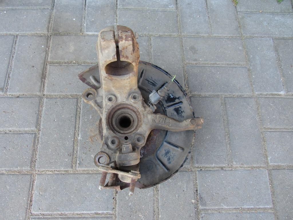 ступица передняя правая Audi A3 8P 2003, 1.9 л., дизель, хетчбэк 5 дв.