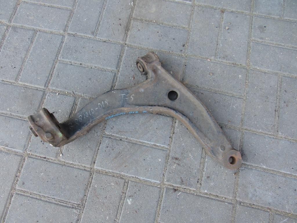 рычаг передний правый Volkswagen Multivan T5 2003, 1.9 л., AXC, дизель, минивэн, 7H0407166E