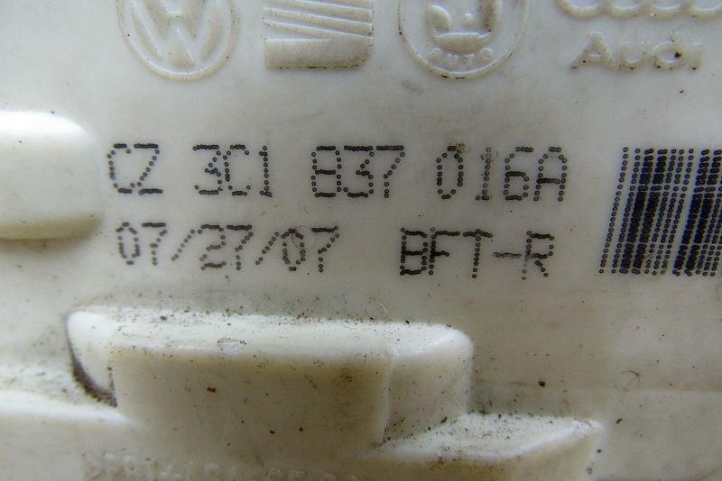 замок двери передней правой Volkswagen Passat B7 2011, 3.0 л., дизель, внедорожник 5 дв., 3C1837016A