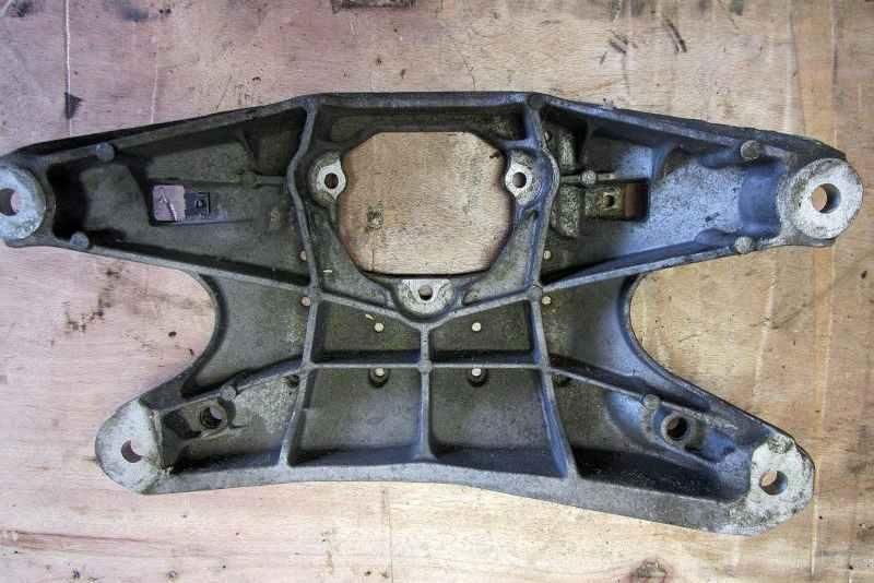кронштейн КПП Audi A4 B8/8K 2007, 1.8 л., бензин, седан, 8K0399263AF