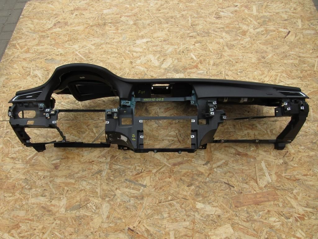 панель передняя салона (торпедо) BMW 7 серия F01/F02 2008, 3.0 л., N57 D30 A, дизель, седан, 9112134