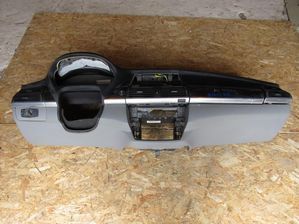 панель передняя салона (торпедо) BMW X5 E70 2007, 3.0 л., M57 D30 (306D3), дизель, внедорожник 5 дв.
