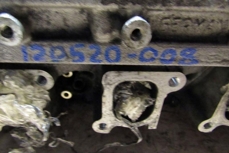 головка блока цилиндров Volkswagen Touareg 1 поколение 2006, 5.0 л., дизель, внедорожник 5 дв., 070103373A