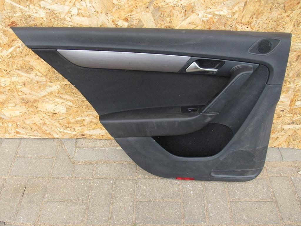 обшивка двери задняя левая Volkswagen Passat B7 2011, 2.0 л., дизель, седан, 3AE867211