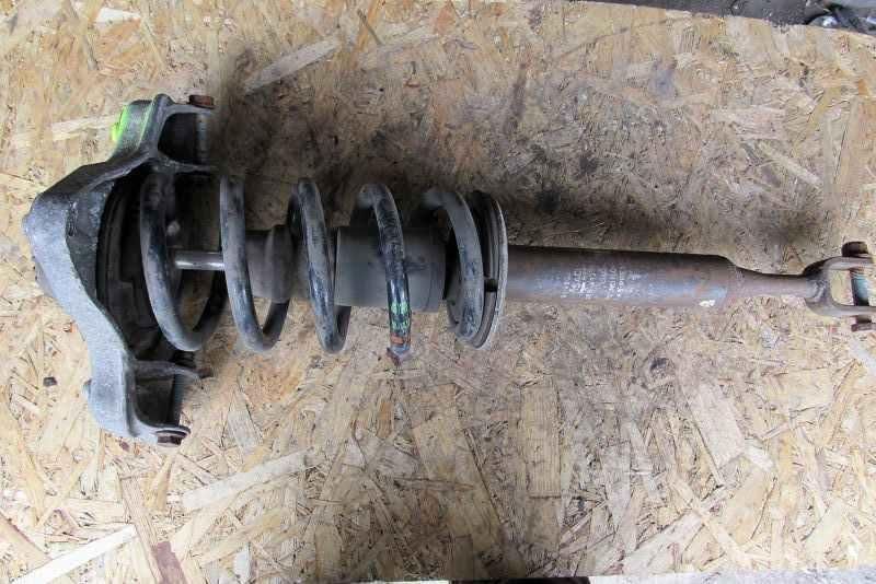 амортизатор передний правый Audi A4 B6 2002, 1.8 л., BEX, бензин, седан, 8E0413031BE