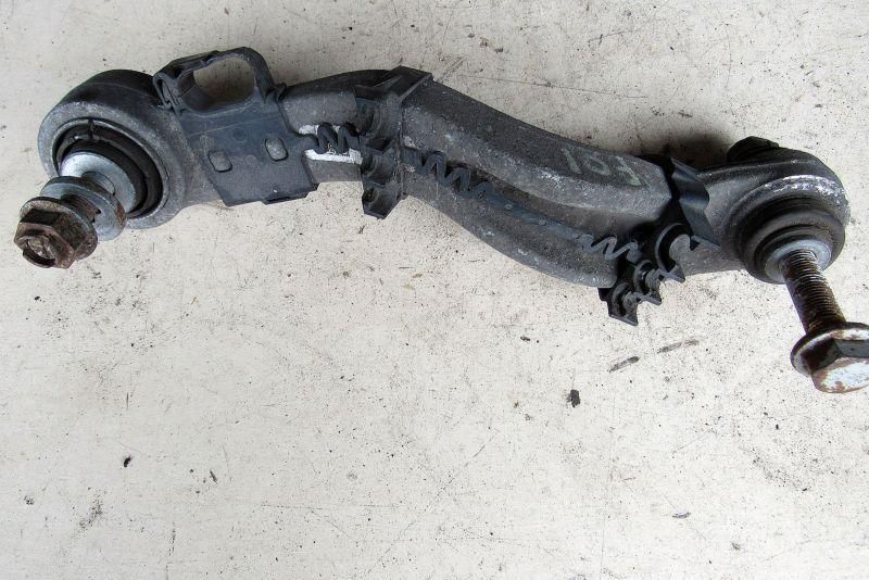 рычаг задний правый BMW 7 серия F01/F02 2008, 3.0 л., N54 B30 A, бензин, седан