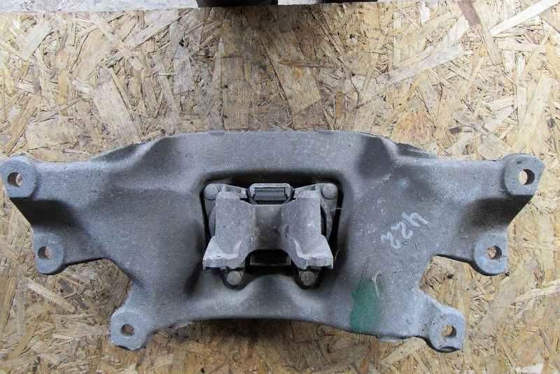 кронштейн КПП Audi A6 4F/C6 [рестайлинг] 2010, 2.7 л., дизель, седан, 4F0399263L