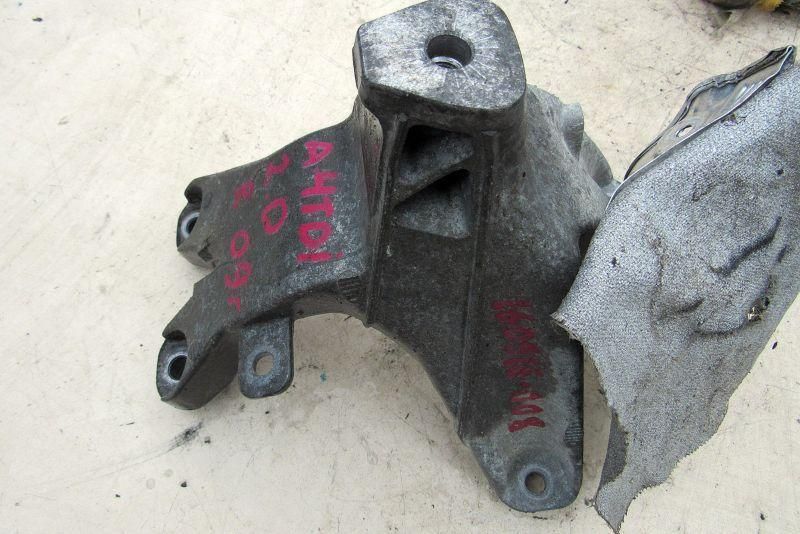 кронштейн двигателя Audi A4 B8/8K 2007, 2.0 л., дизель, седан, 8K0199308BR