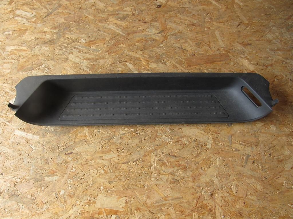 накладка на порог внутренняя Volkswagen Multivan T5 2003, 1.9 л., AXC, дизель, минивэн, 7H5863725F