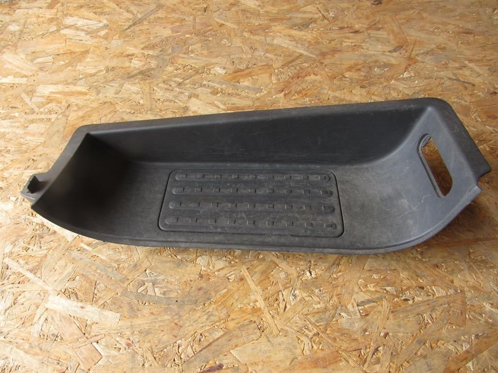 накладка на порог внутренняя Volkswagen Multivan T5 2003, 1.9 л., AXC, дизель, минивэн, 7H5863736H