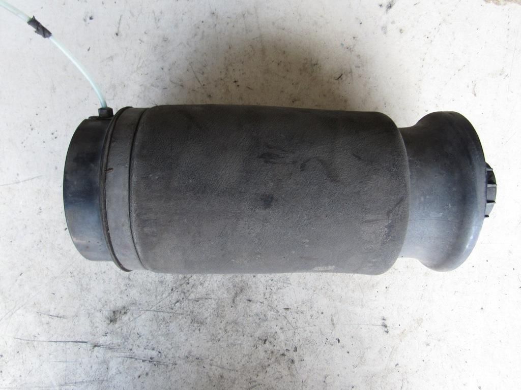 пневмоподушка Mercedes-Benz GL-Класс X166 2012, 3.0 л., OM 642.826, дизель, внедорожник 5 дв., R310716401