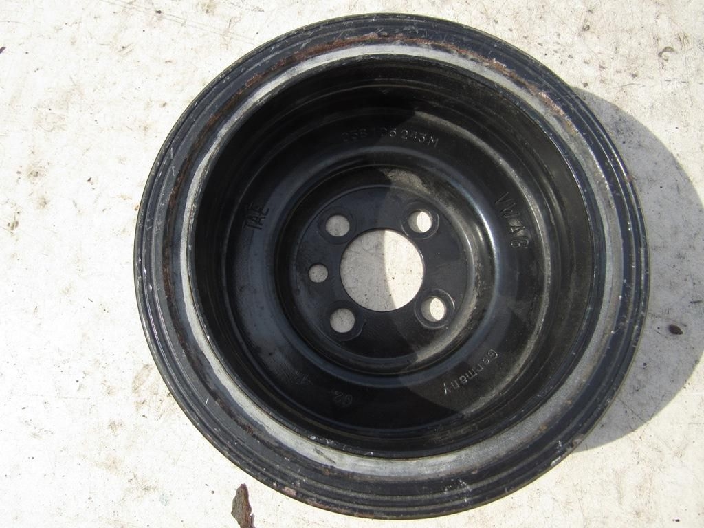 шкив коленвала Volkswagen Transporter T5 2009, 2.0 л., CAAB, дизель, 038105243M