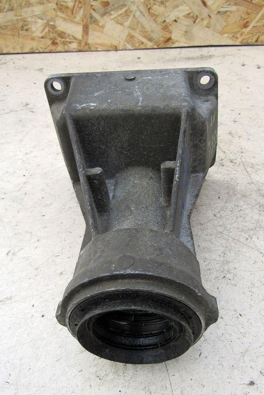 кронштейн полуоси BMW X5 E53 2003, 3.0 л., M57 D30 (306D2), дизель, внедорожник 5 дв., 7503116