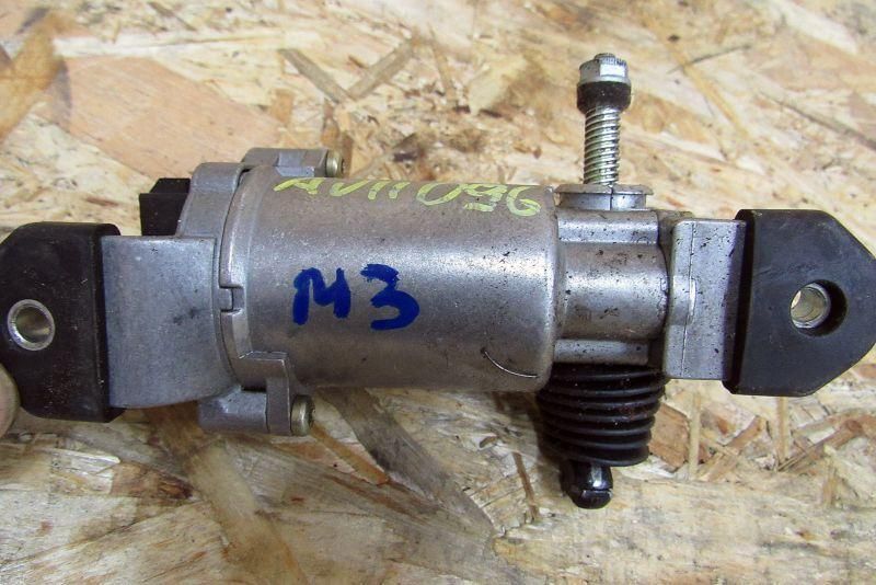электропривод форточки задней левой Mercedes-Benz M-Класс W163 1999, 2.7 л., OM 612.963, дизель, внедорожник 5 дв., A1638201442