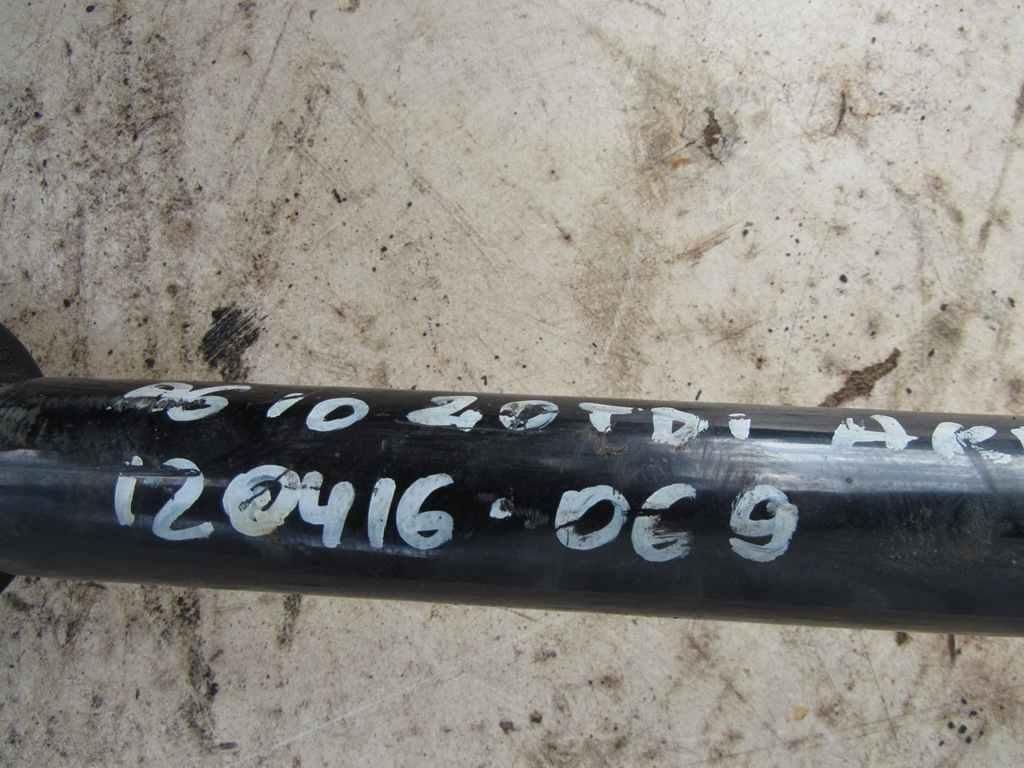 полуось передняя правая (приводной вал, ШРУС) Audi A6 4F/C6 2005, 2.0 л., BVG, дизель, седан, 4F0407272N
