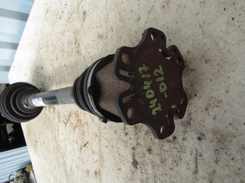 полуось передняя правая (приводной вал, ШРУС) Audi A6 4F/C6 2005, 2.0 л., BVG, дизель, седан, 4F0407272J