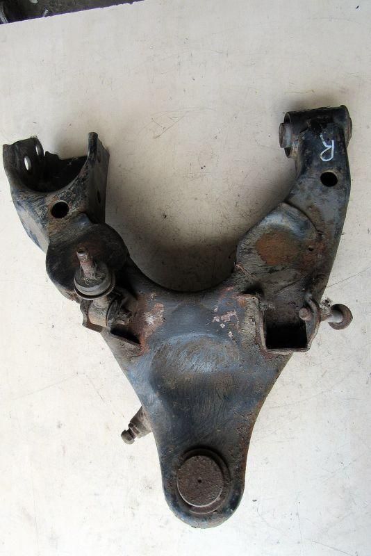 рычаг передний правый Toyota Land Cruiser 10 поколение J100 1998, 4.2 л., 1H-Z, дизель, внедорожник 5 дв., 18620-60010
