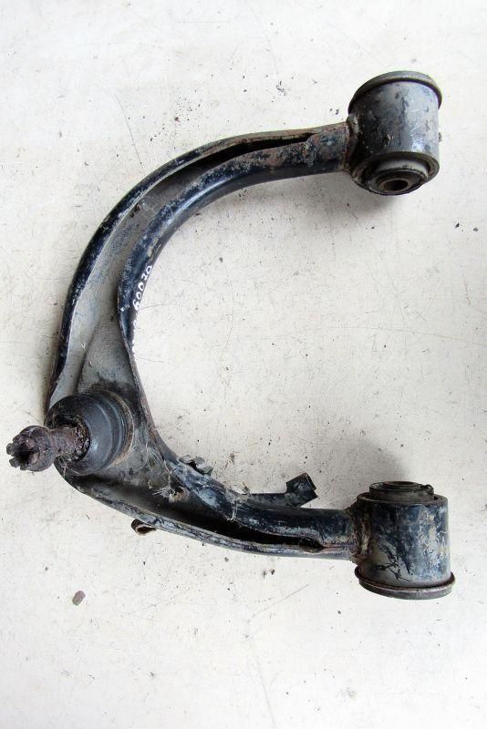 рычаг передний правый Toyota Land Cruiser Prado 3 поколение J120 2003, 3.0 л., 1KZ-TE, дизель, внедорожник 5 дв., 48610-60070