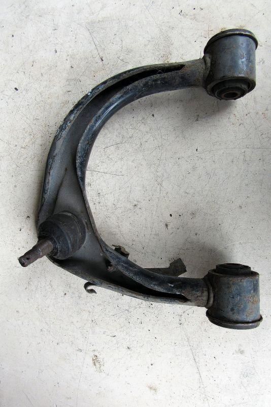 рычаг передний левый Toyota Land Cruiser Prado 3 поколение J120 2003, 4.0 л., 1GR-FE, бензин, внедорожник 5 дв., 48610-60050