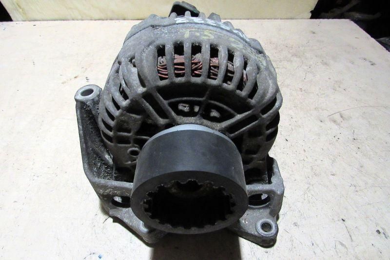 генератор Volkswagen Caravelle T5 2003, 2.5 л., дизель, минивэн, 070903024