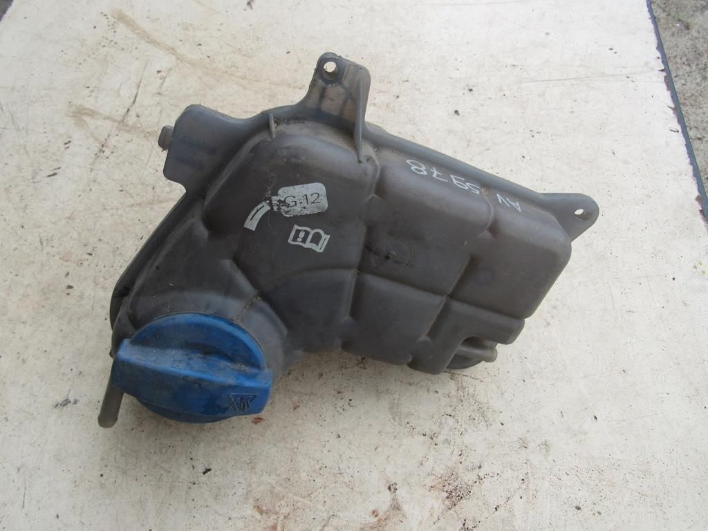 бачок расширительный Audi A4 B7 2005, 2.7 л., BSG, дизель, седан, 8E0121403E