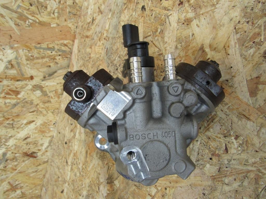 ТНВД BMW X5 F15 2015, 3.0 л., N57 D30 B, дизель, внедорожник 5 дв., 7823470