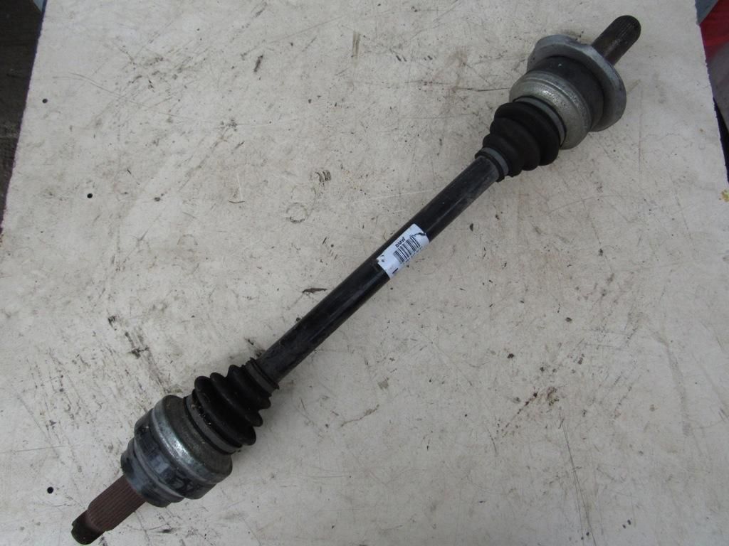 полуось задняя (приводной вал, ШРУС) BMW 5 серия F07/F10/F11 2010, 7581017