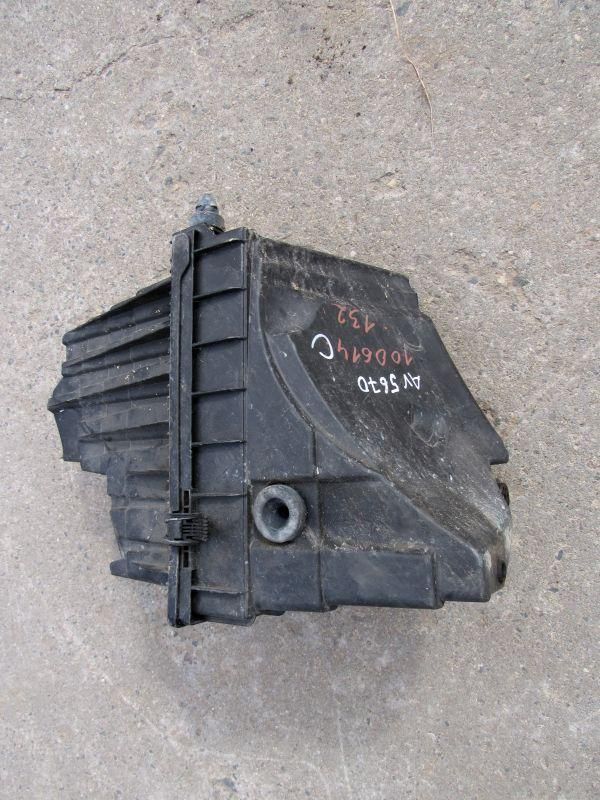 корпус воздушного фильтра Volkswagen Multivan T5 2003, 2.5 л., дизель, 7H0129601J