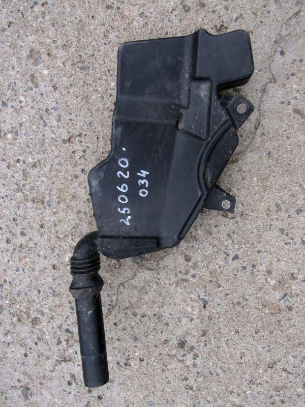 горловина бачка омывателя Audi A6 4G/C7 2012, 4G1955462
