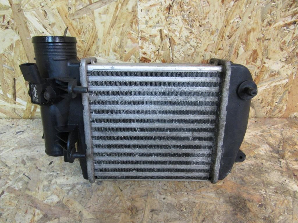 интеркулер Audi A6 4F/C6 2006, 3.0 л., дизель, 4F0145805E