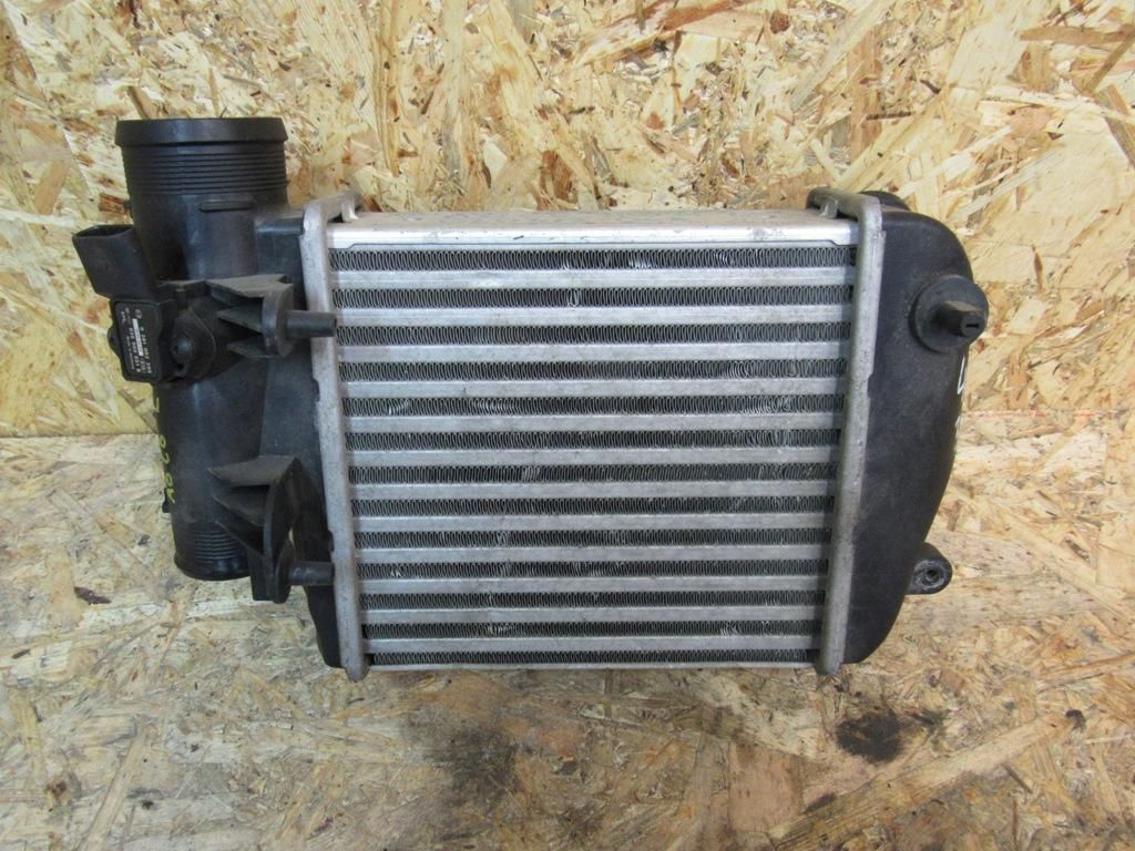 интеркулер Audi A6 4F/C6 2006, 3.0 л., дизель, 4F0145805E