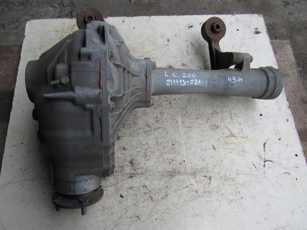 редуктор переднего моста Toyota Land Cruiser 11 поколение J200 2010, 376N21211103374