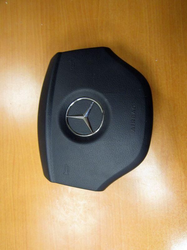 подушка безопасности водителя Mercedes-Benz M-Класс W164 2007, 1644600098