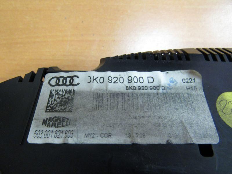 щиток приборов (приборная панель) Audi A4 B8/8K 2009, 8K0920900D