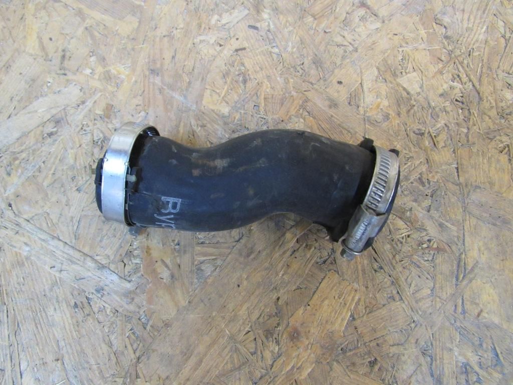 патрубок интеркулера Audi A6 4F/C6 2006, 4F0145708C