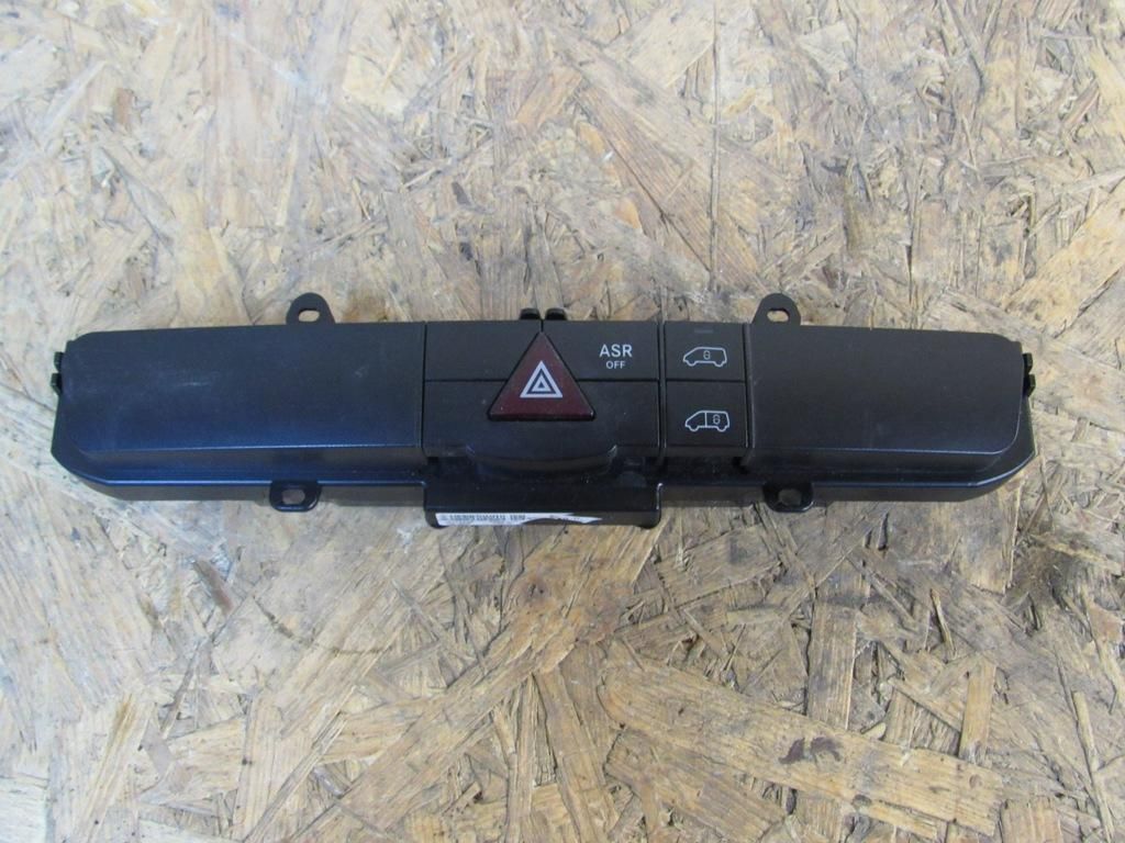 кнопка (выключатель) Mercedes-Benz Sprinter 2 поколение [рестайлинг] (W906) 2015, 9068701010