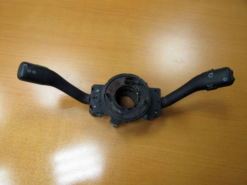 переключатель подрулевой (стрекоза) Audi A6 4B/C5 2000, 8L0953513G