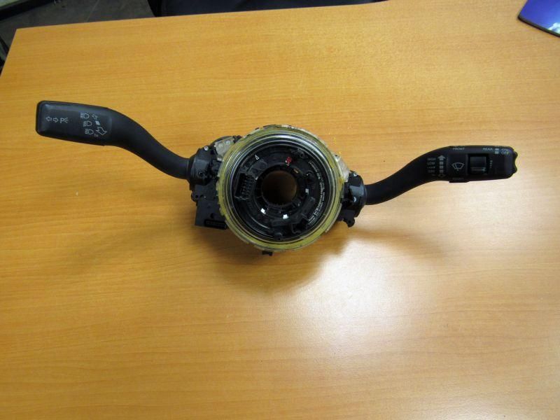 переключатель подрулевой (стрекоза) Audi Q7 4L [рестайлинг] 2012, 4F0953549E