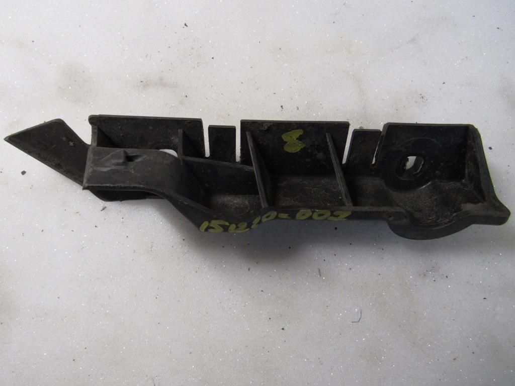 Крепление бампера переднего Audi A5 8T 2009, 8T0807284C