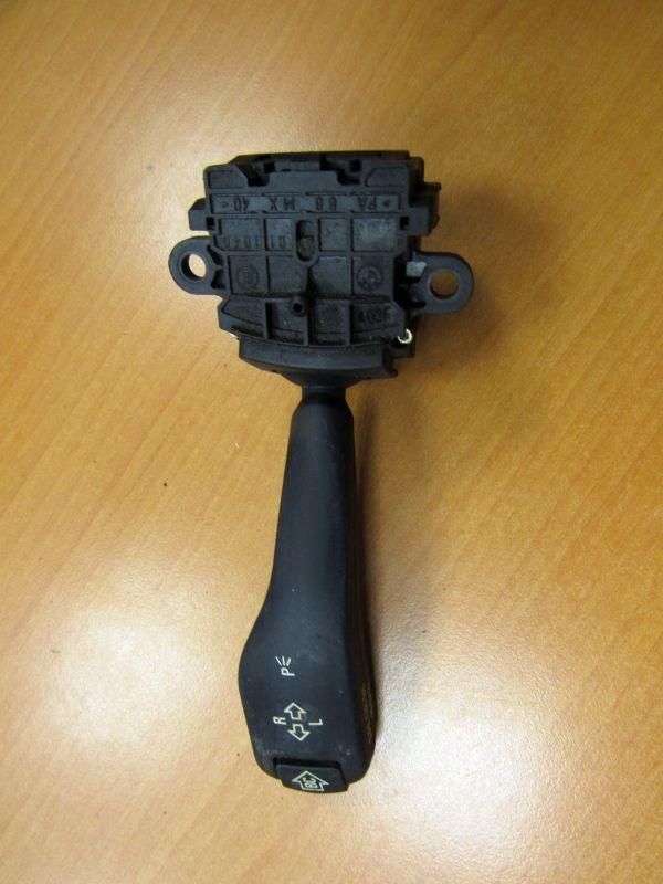 переключатель поворотов BMW X5 E53 2002, 8363668