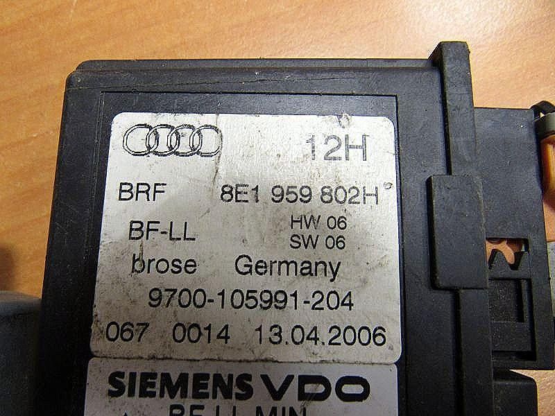моторчик стеклоподъемника передний правый Audi A4 B7 2007, 8E1959802H