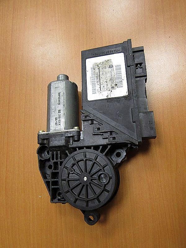 моторчик стеклоподъемника передний левый Volkswagen Touareg 1 поколение 2006, 3D1959793F