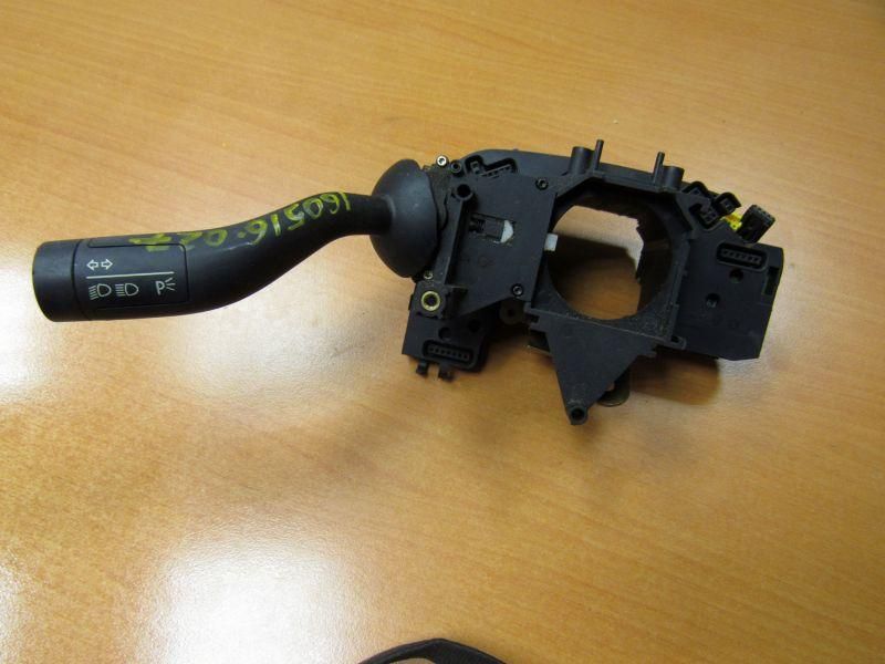 переключатель поворотов Volkswagen Touareg 1 поколение 2004, 7L6953549E