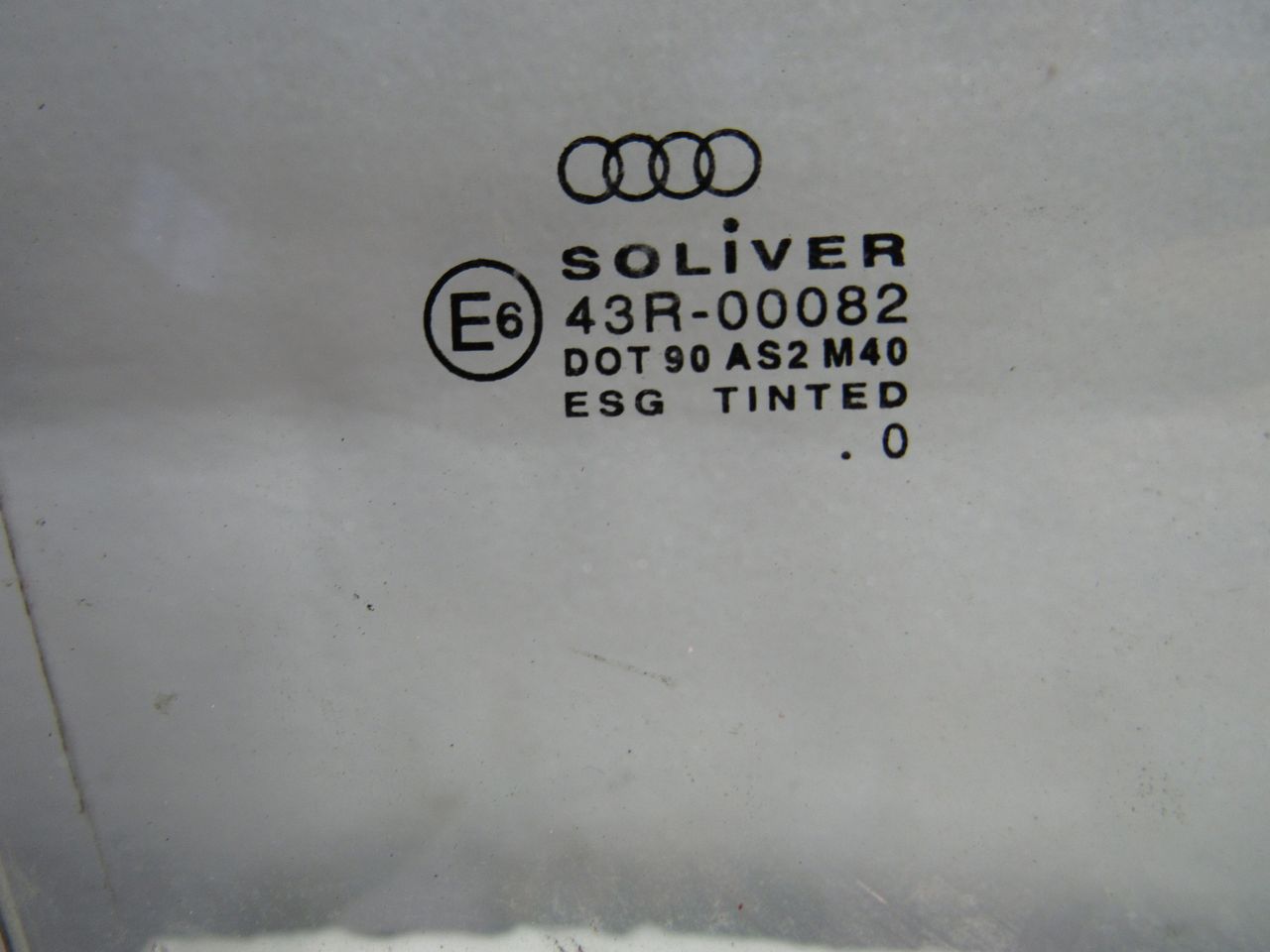 стекло двери передней правой Audi A6 4B/C5 2000