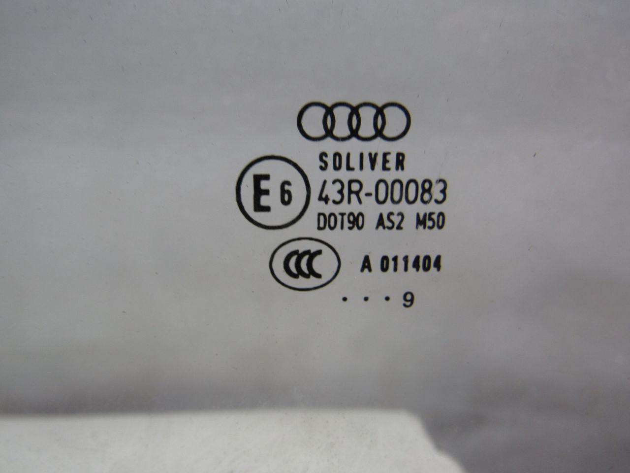 стекло двери передней левой Audi A6 4F/C6 [рестайлинг] 2009