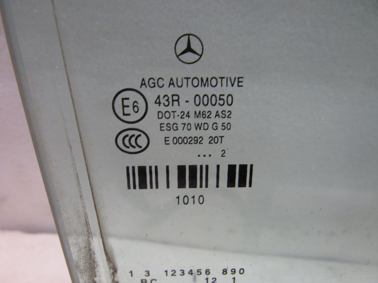 стекло двери задней правой Mercedes-Benz CLS-Класс C218/X218 2012, универсал