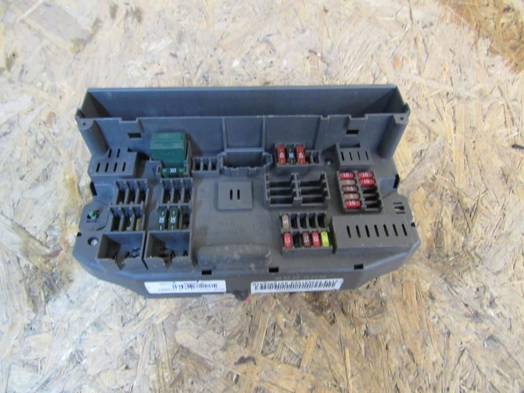 блок предохранителей BMW X5 E70 2010, 518966010B